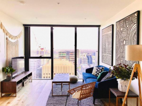 Contemporary 2BR apt in central Melb-Collins House#CH43
